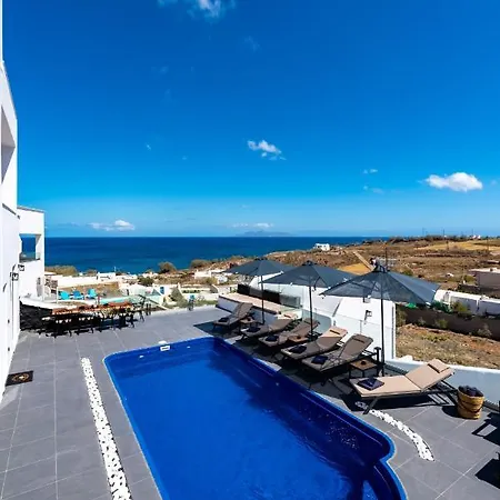Concha Con Perla * Monolithos (Santorini)