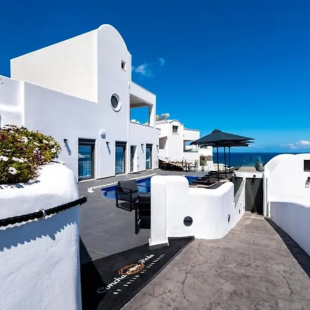 Concha Con Perla Monolithos (Santorini)