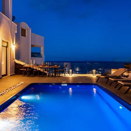 Concha Con Perla Monolithos (Santorini)